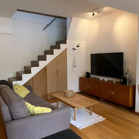 度假居 Duplex House Walk To Town *