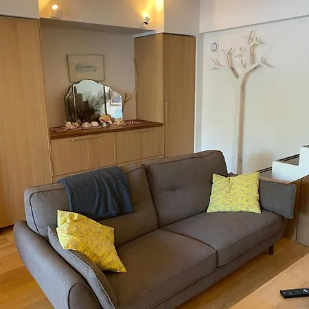 Duplex House Walk To Town Vakantiehuis