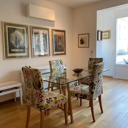 Duplex House Walk To Town * 昂蒂布